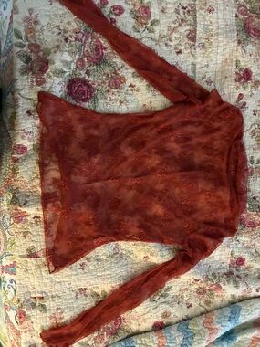Sheer Long-Sleeve Lace Top in Rust Red sz large thumb holes mock neck